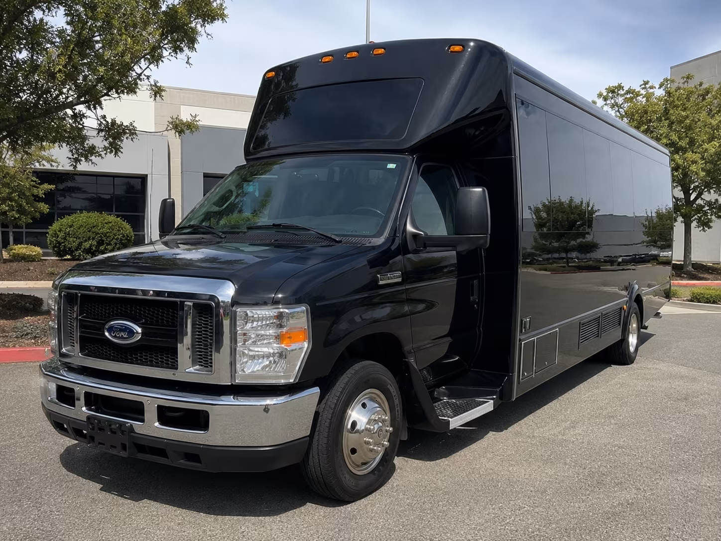 shuttle to denver international airport
